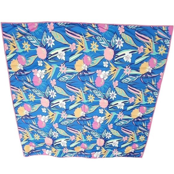 Johnny Was Beach Towel - Picture 4 of 4